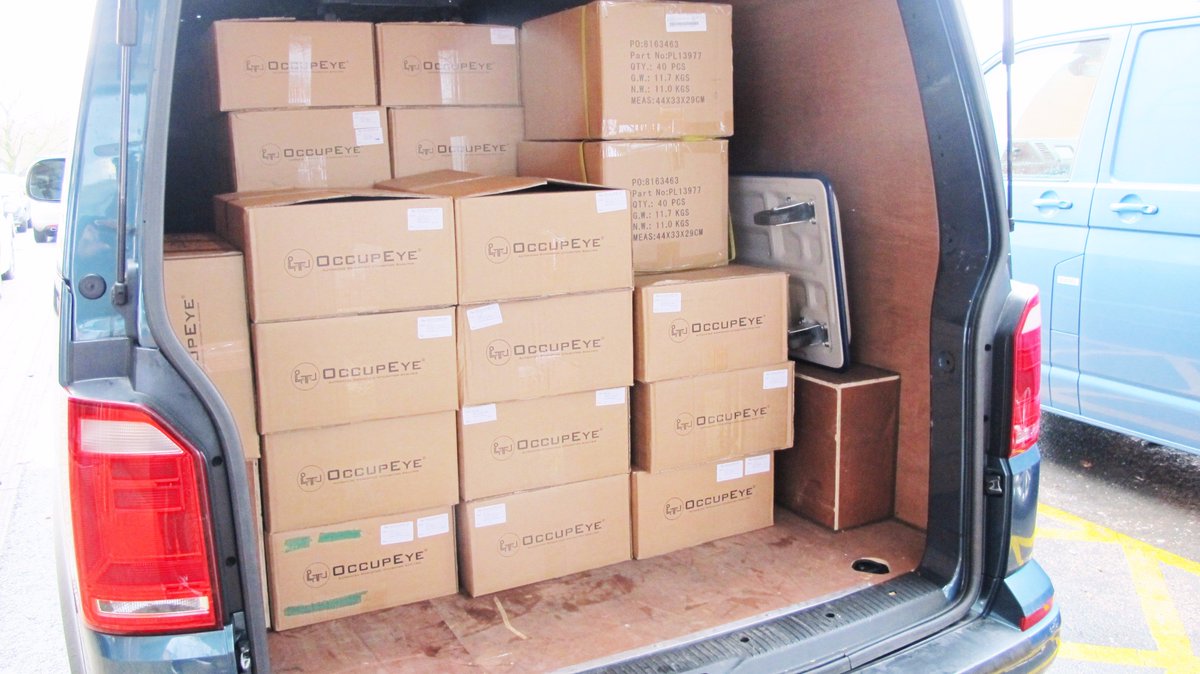 OccupEye_IoT's tweet image. The team is en route to one of the world&apos;s most prestigious financial organisations to deploy sensors across 40,000 workspaces #CanaryWharf