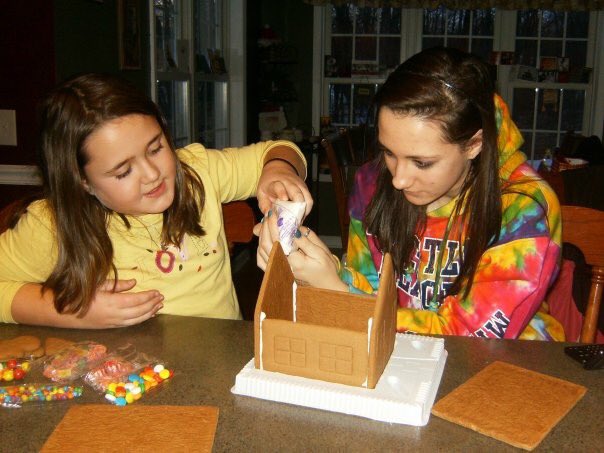 jrivsss's tweet photo. 4 years ago today I lost my best friend. It still seems unreal &amp; hard to understand. I can't even describe how much I miss and love you💜💜👼🏼 https://t.co/cezaVagxNi