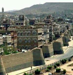 صنعاء يازهرة المدائن
#صور_قديمة_من_اليمن
#انشر_الجميل_عن_اليمن
#صورمن_اليمن
#شاهد_اليمن_السعيد
#هنا_متحف_اليمن 
100 رتويت لصنعاء