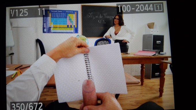 2 pic. I'm playing a French teacher today for @Brazzers @marcrosexxx ☺ https://t.co/VMG1P0Rm0l
