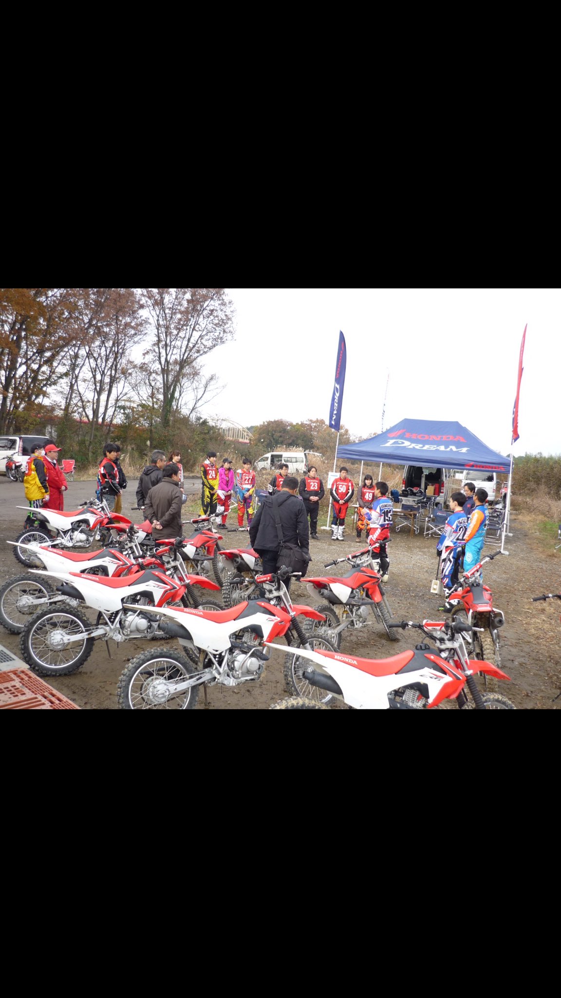 Dike Baba Dbチャンネル 日曜日は ホンダドリーム東京 さん主催のスクールの講師をさせて頂きました 初オフな方々も多くハマってくれ の念を送りまくりましたw また次回も開催宜しくお願いします ホンダドリーム世田谷 ホンダドリーム川崎宮前 Dike Baba Dbチャンネル 日曜日は ホンダドリーム東京 さん主催のスクールの講師をさせて頂きました 初オフな方々も多くハマってくれ の念を送りまくりましたw また次回も開催宜しくお願いします ホンダドリーム世田谷 ホンダドリーム川崎宮前