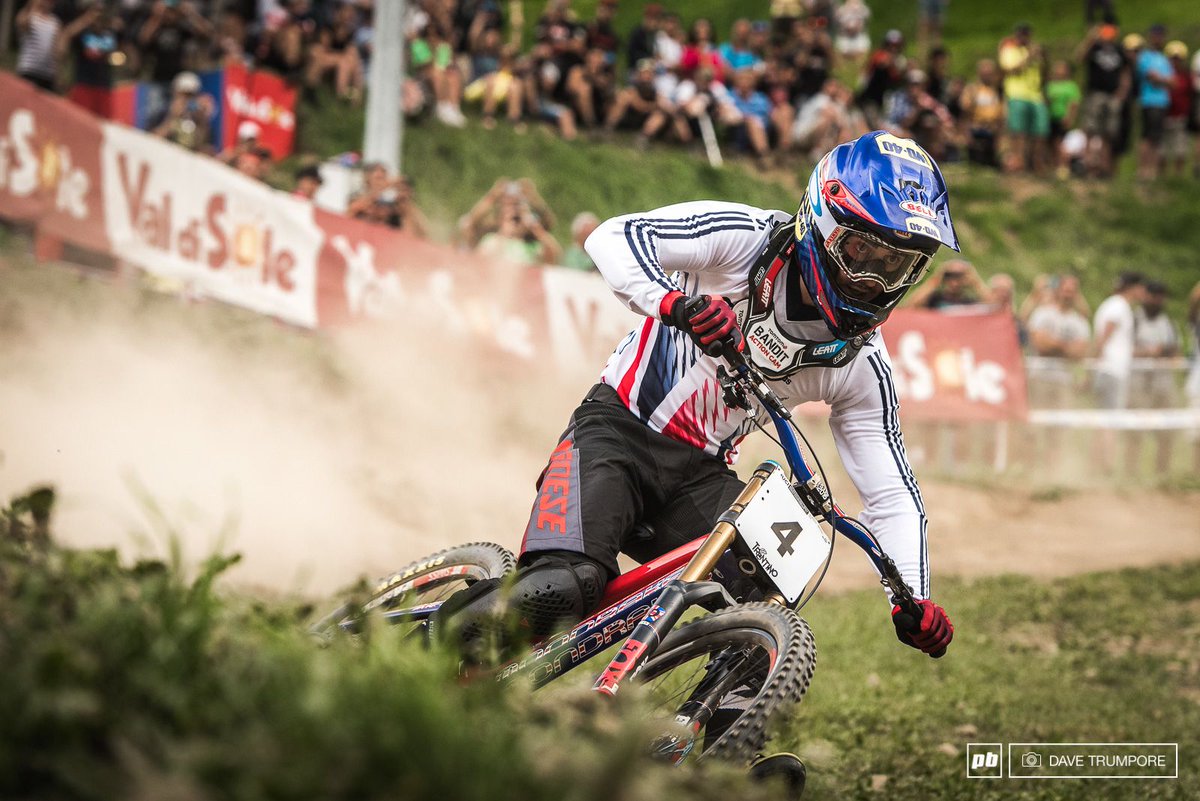 officialleatt's tweet photo. Highlight of the Year: @dannyhart 's World Champs run. By @pinkbike. https://t.co/smLuE0nEXJ #LeattFamily #MTB #MTBAwards https://t.co/onyJ2RjReU