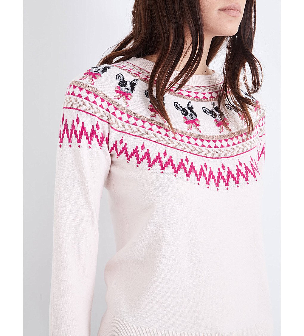 Shop the Best 30 Christmas Jumpers…
iamintothis.com/2016/12/over-3…