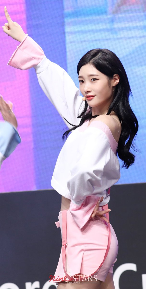 DIA_intl's tweet photo. [PHOTO] 161130 #DIA #다이아 @ Korean Culture Entertainment Awards _2
Cr: https://t.co/wVnaD3NCXN https://t.co/sslElAsDVA