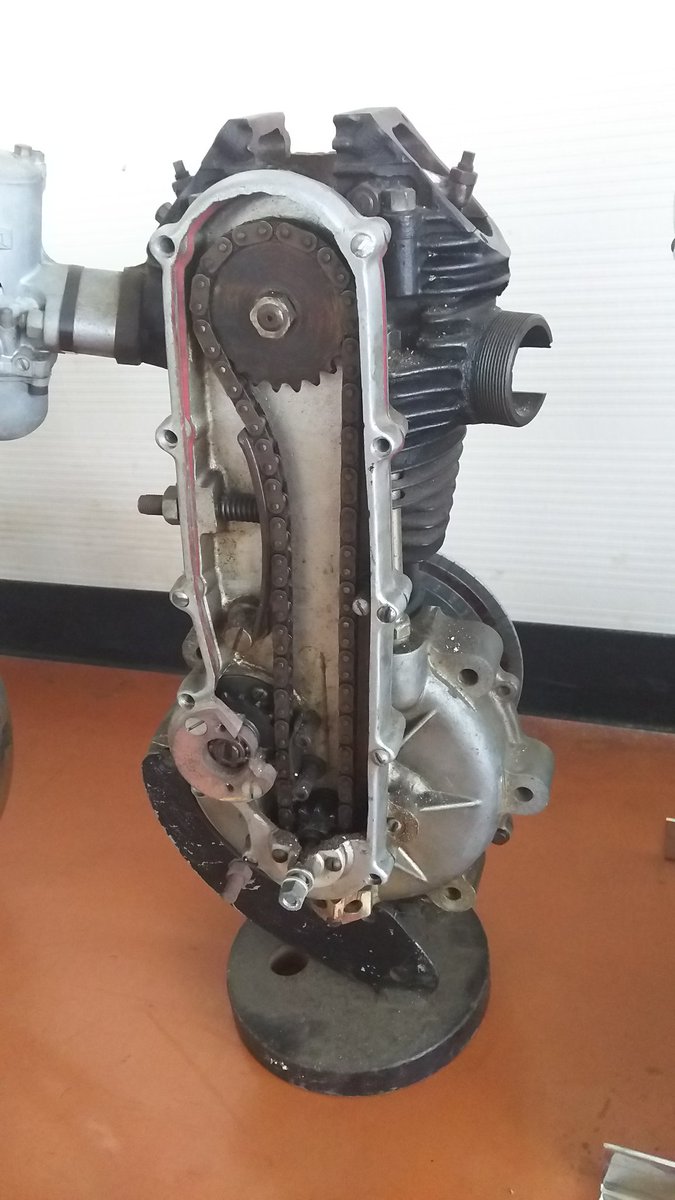 オートレース用エンジン