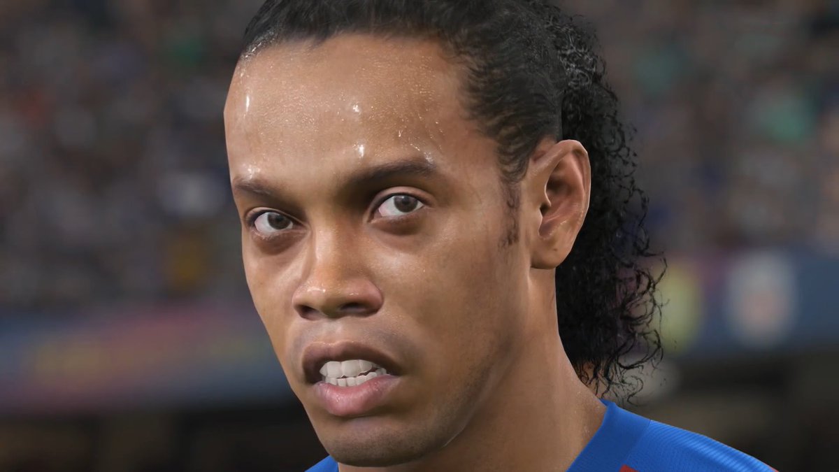 virtualballers's tweet photo. Ronaldinho siap bermain untuk Chapecoense dan menawarkan diri secara sukarela. #respect https://t.co/alzHOKNqRK