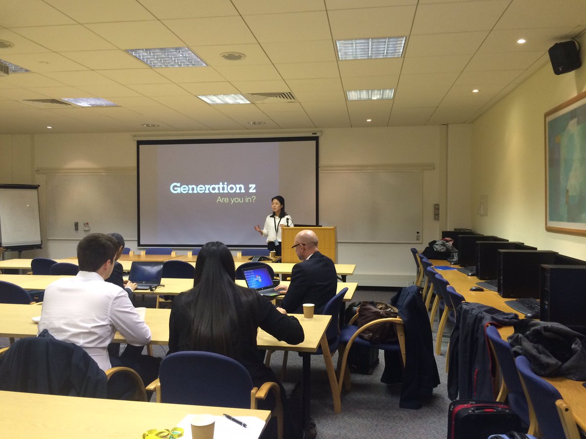 Ellie presenting on #GenZ IBM program for new generation of #mainframe-rs!