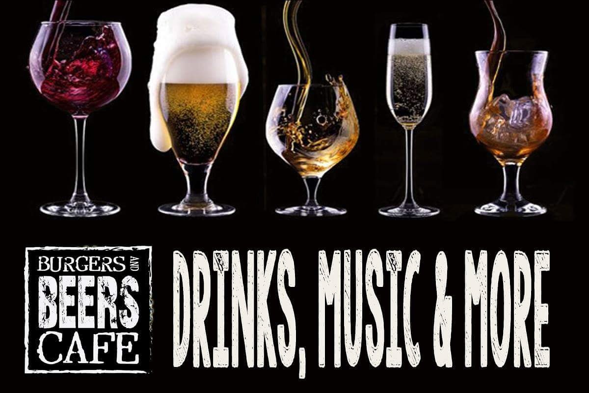 BnBCafeR's tweet photo. Zondagavond 4 december Berry Blue Eyes tijdens SINT vs SANTA. Heerlijk borrelen dit weekend!🎅🎙🎁🎹🎶 #roosendaal #sintsanta #sintenpiet #bier https://t.co/9zFZFnL6SY