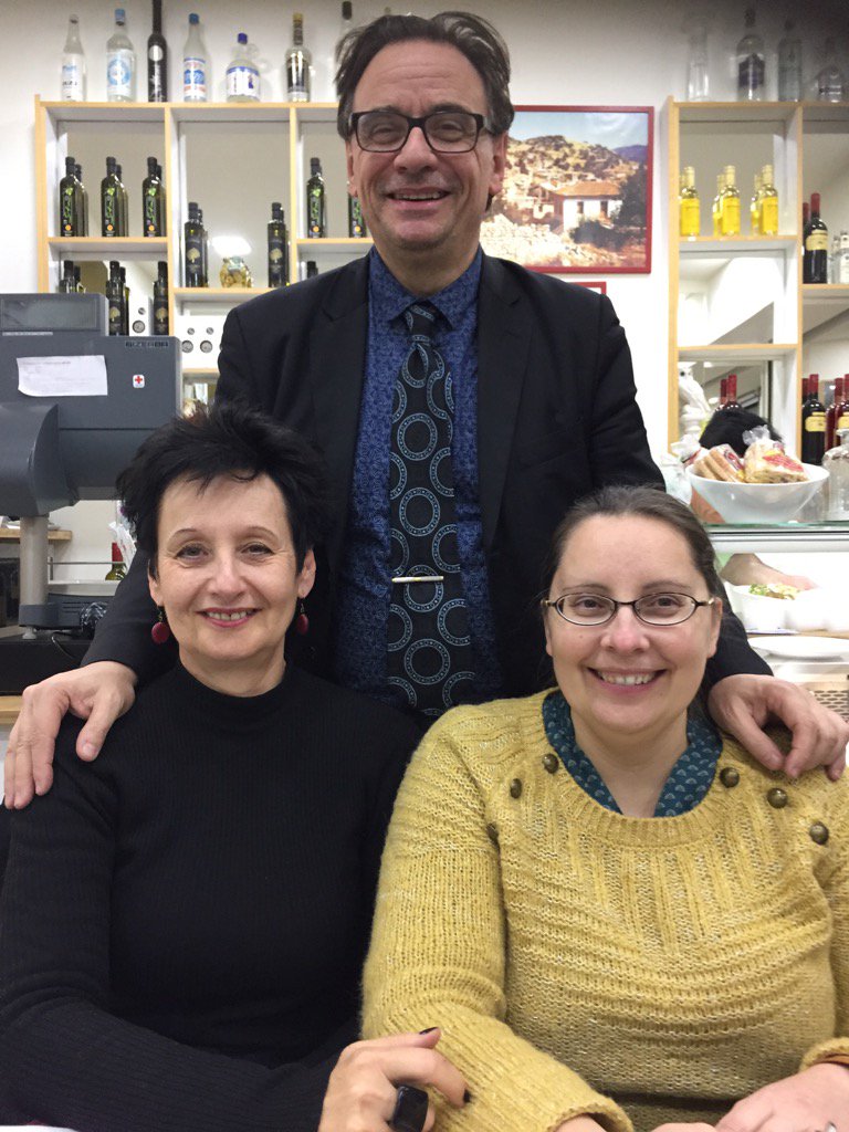 Le bureau de <a href="/RecherchesEduc/">RecherchesEducations</a> bec <a href="/SeverineParayre/">Séverine Parayre</a> et <a href="/bandrieu59/">Bernard Andrieu</a> et Jacqueline Descarpentries