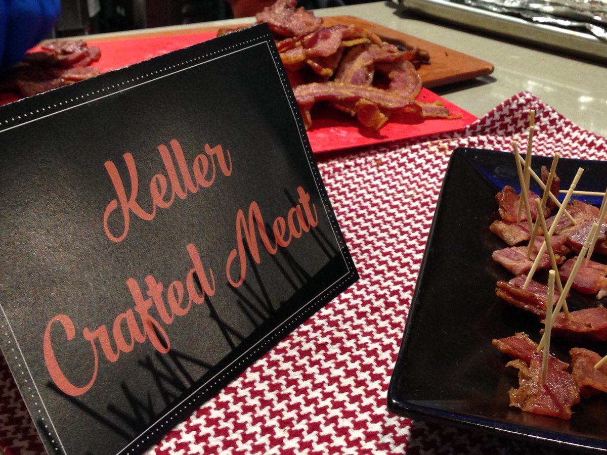 KellerCrafted's tweet photo. #TBT to the @SACFOODCOOP grand opening! We love being a part of such a welcoming and informative co-operative. #EatWithUnderstanding https://t.co/d4i2uDDCnP