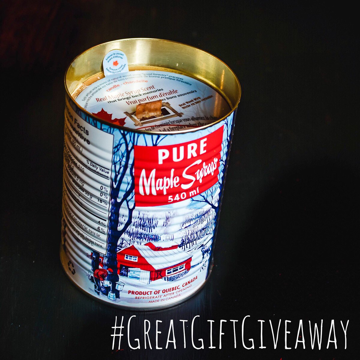 BiscuitGeneral's tweet image. #GreatGiftGiveaway! Delicious #allnatural Maple Syrup Candle with a wooden wick... it crackles when you burn it! Retweet this post to win!
