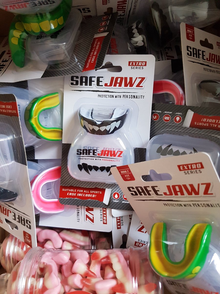IMMAFed's tweet photo. *COMPETITION REMINDER* We have 5 x IMMAF licensed mouth guards from @SAFEJAWZ to give away. Follow &amp; RT to enter prize draw! [Ends 2/12] https://t.co/bxsFvBjKwn