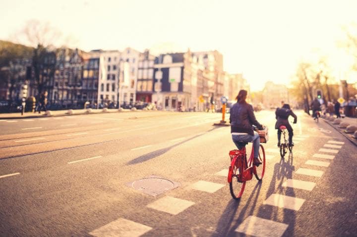 The ultimate guide to visiting #Amsterdam on a budget bit.ly/2gIf6YS #budgettravel #CityBreak