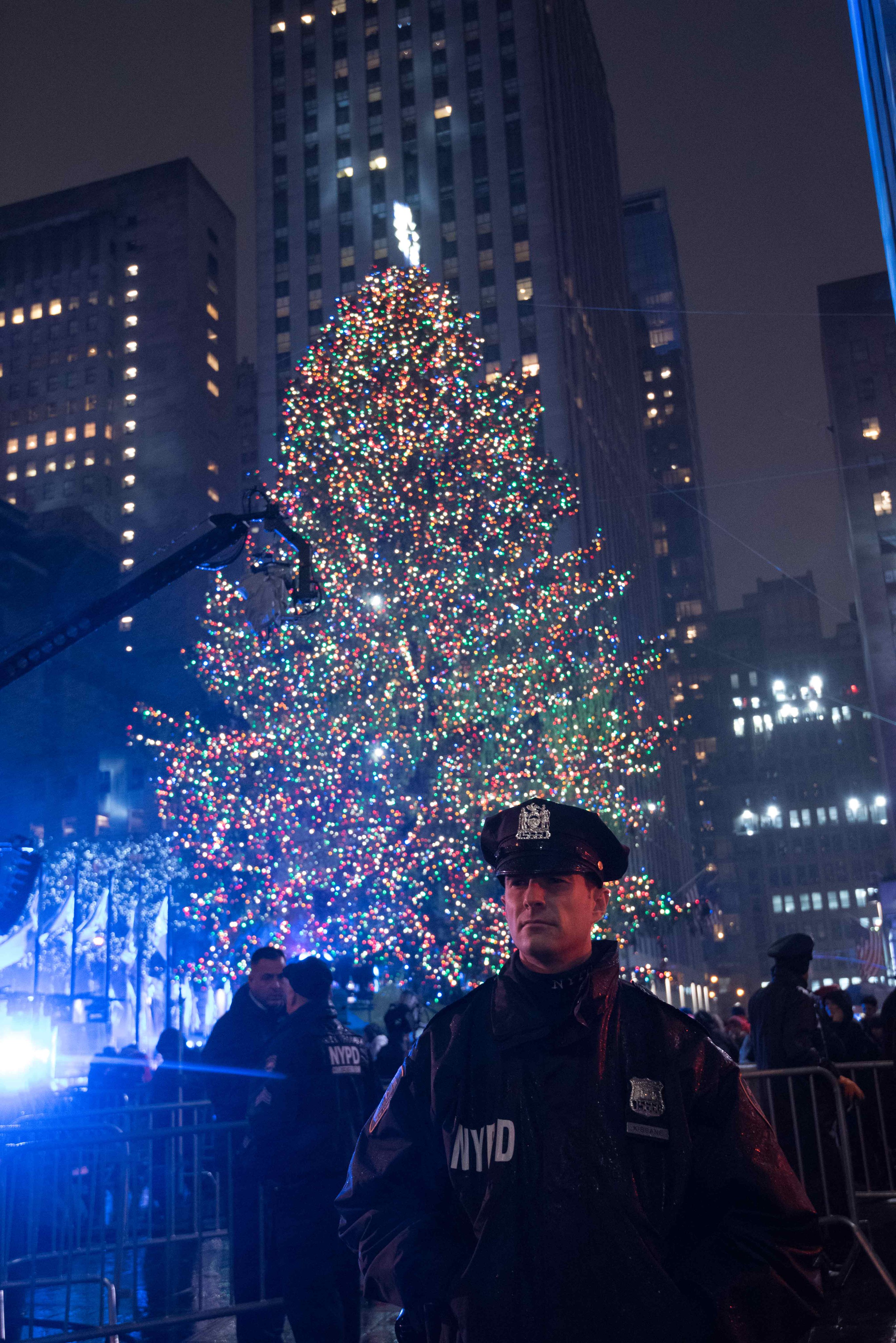 New York, USA,16 Dec 2020. A very tall Christmas tree decoration