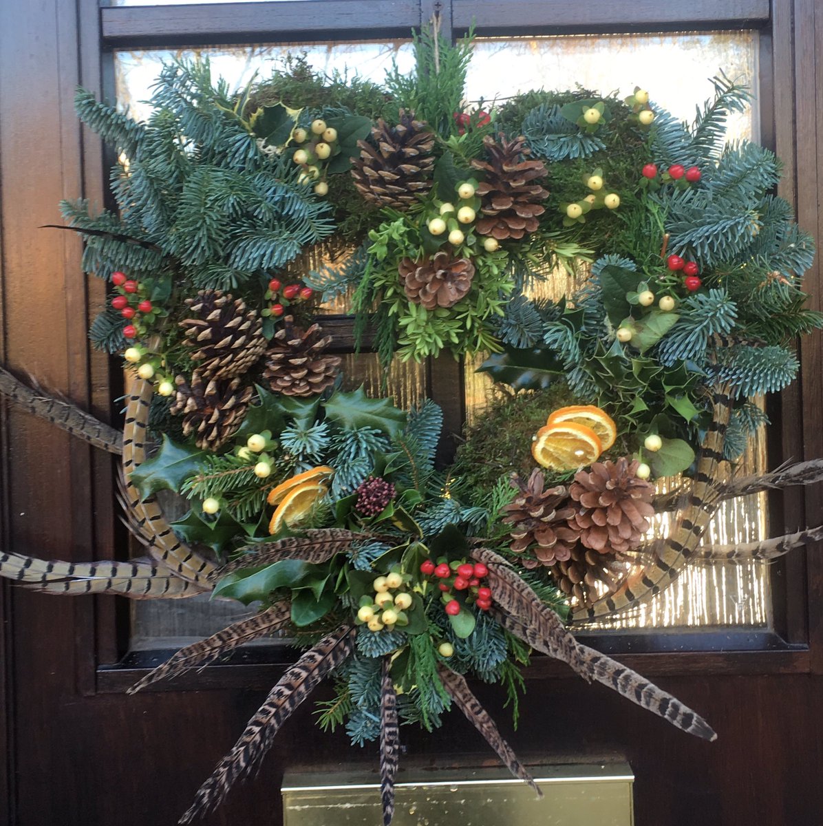 Our Christmas heart door decoration is for anyone who lives his festive season. #lovechristmas #ChristmasIsComing #Wiltshireflorist