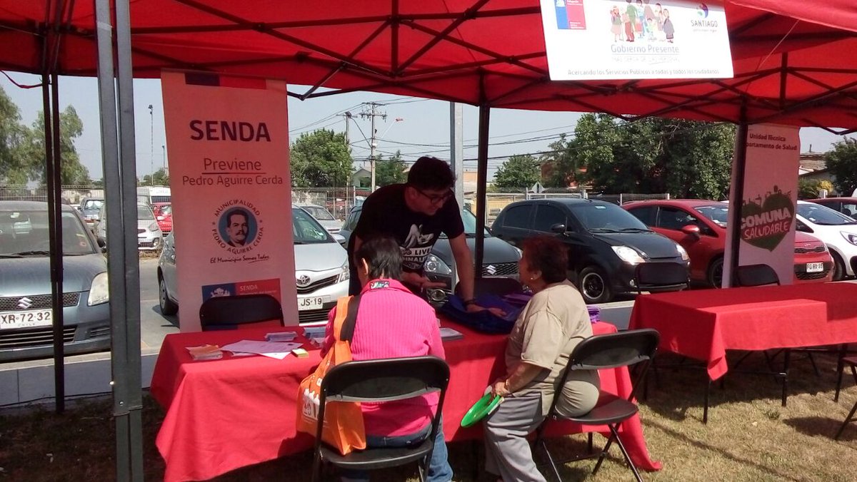 Senda_RM's tweet photo. #SENDA Previene #PAC participa de Gobierno Presente de @DelegacionStgo  #EstamosDisponibles https://t.co/dGWOx7daJg