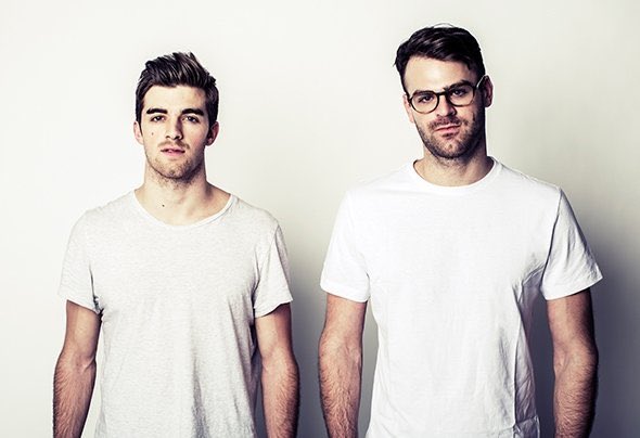 lovatic_fam_'s tweet photo. I need @ddlovato to colab with @TheChainsmokers 
i just think that the song would be AMAZING 😍 https://t.co/5pF8QDJHff