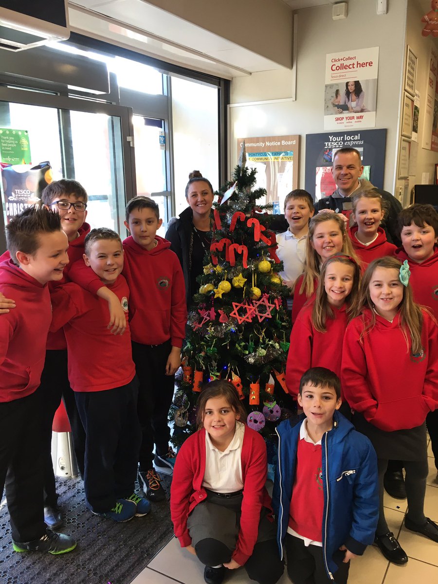 Tesco5774's tweet photo. Our Christmas tree decorated by Pontyclun Primary School Years 3,4,5 &amp; 6 https://t.co/Jb9mqjHLfZ