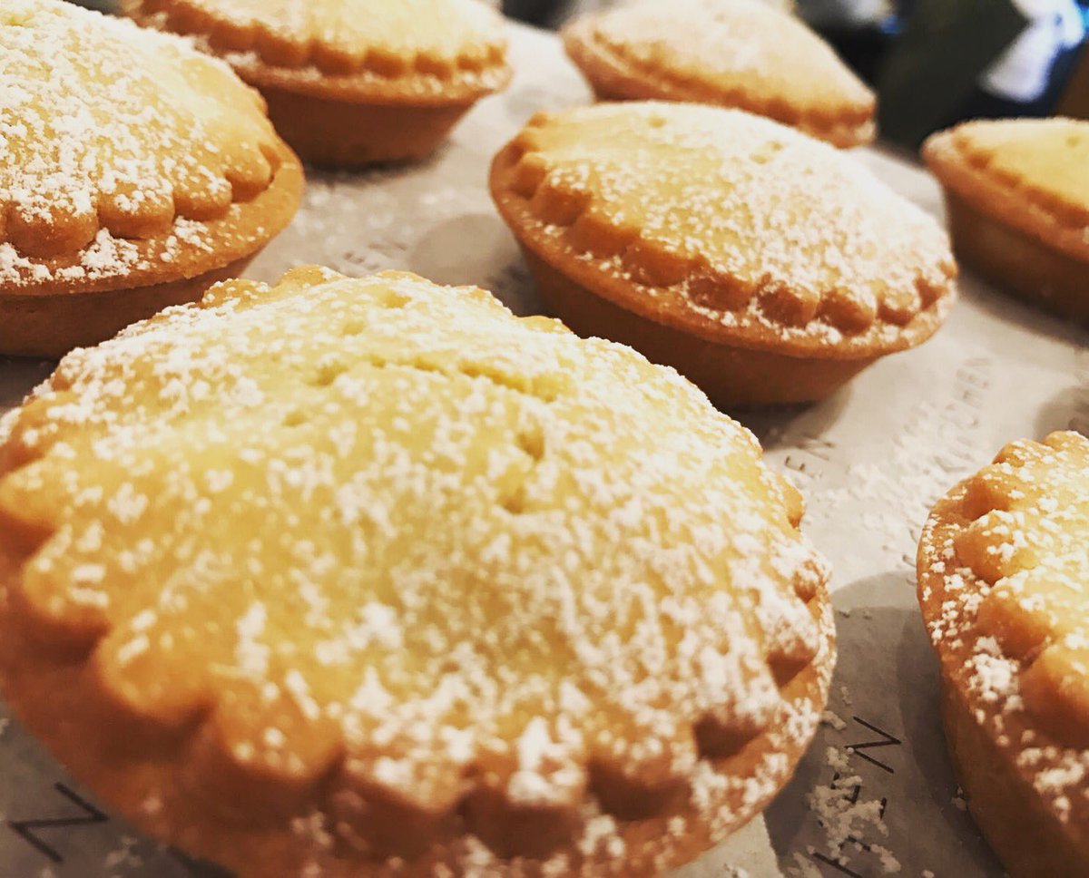 The mince pies are out at our @yourCanaryWharf deli! Happy 1st December 🎄 #christmascountdown #festivefavourites #tomskitchen