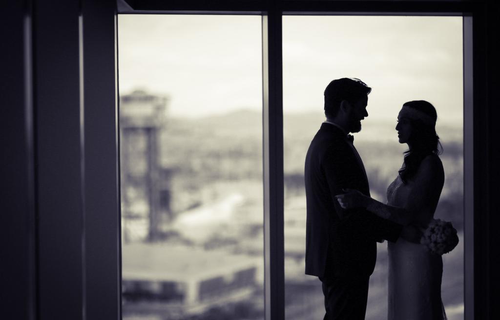 JaeSergio's tweet photo. @BodasdeCuento @FotoBodaBCN @PlanesdeBodas y Barcelona se puso a sus pies #bodas #Fotografiabodas https://t.co/vykQXNrugc