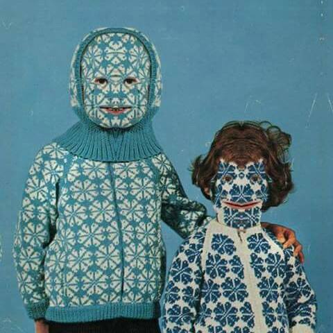 LauraAngell1's tweet photo. Waiting for my knitting machine to arrive, who wants a jumper? https://t.co/eWfZunKkrY