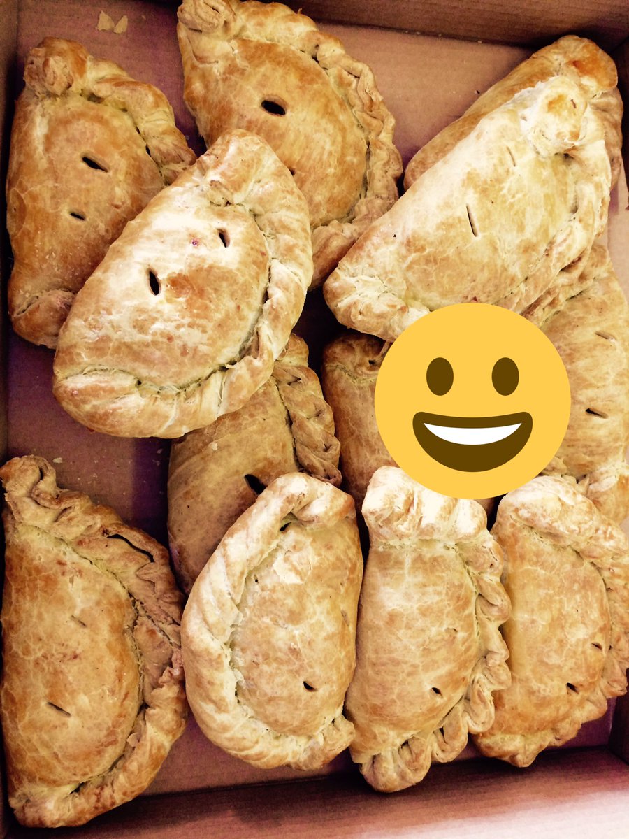 foodshenley's tweet photo. One of our #westcountry #pasties #pastys look like a #smilyface today! #cornishpasty #devonpasty #yummy https://t.co/BIOfhCTf7L