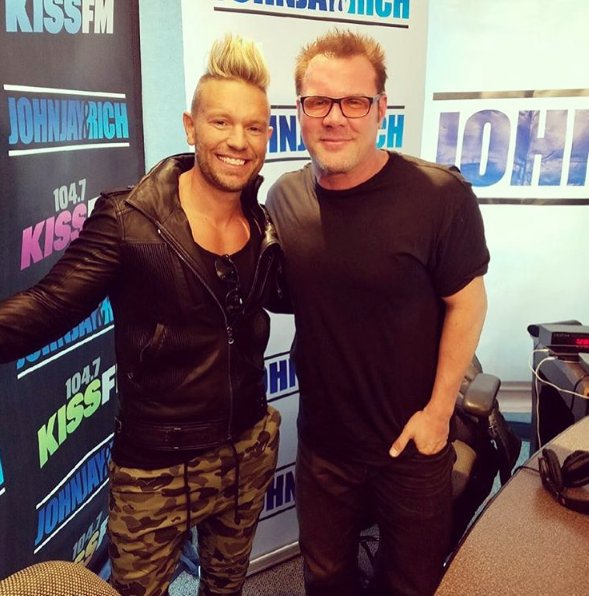 johnjayandrich's tweet image. Here is @JohnjayVanEs &amp;amp; his MAN CRUSH from Instagram! They finally met!! #stalkingisfun #Loveup #mancrush 😍