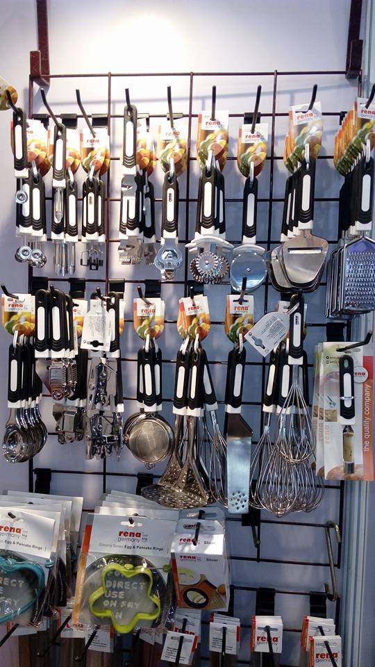 bakerykart's tweet photo. Cookie Cutter, Molds, Knifes etc for Baker's from Rena Germany #renagermany #cookiecutter #bakerykart https://t.co/QMNmE00NzD https://t.co/VV2TjnOTPB