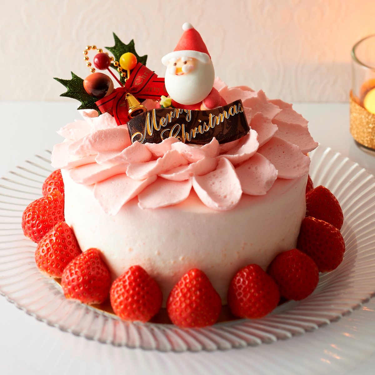 エキュート大宮 大宮 ノース パティスリープラネッツのクリスマスケーキ ノエルフルール 3 780円 苺 ラズベリー ブルーベリーを生クリームでサンドしたスペシャルショートケーキです クリスマスケーキ早期予約特典として 12月5日までにクリスマス