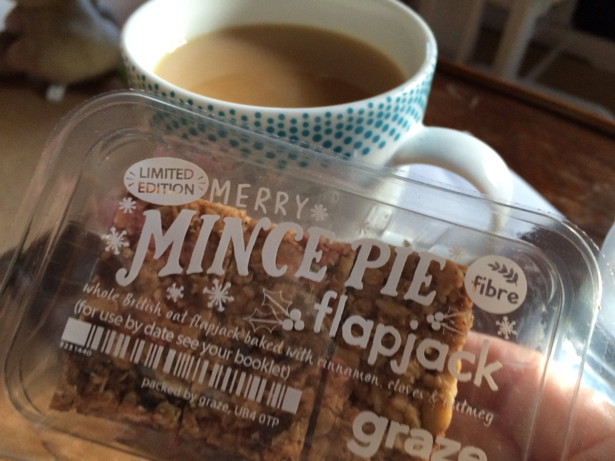 futuremumm's tweet image. Sleeping baby. Time for a cuppa and @grazedotcom Mince Pie flapjack. #mummywin #yummy