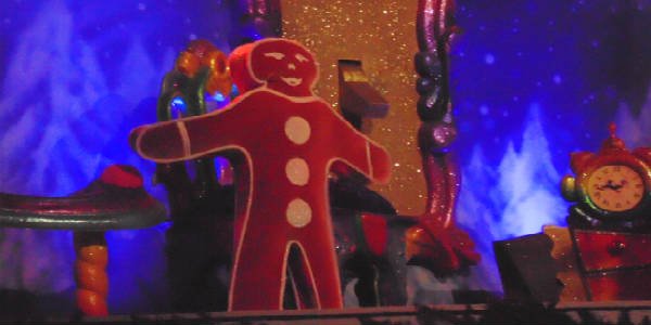 ICYMI: Out and About: #Christmas at @GaylordPalms is Great Family Fun dlvr.it/Mm5y84 #CAPG16 #CirqueDreamsUnwrapped