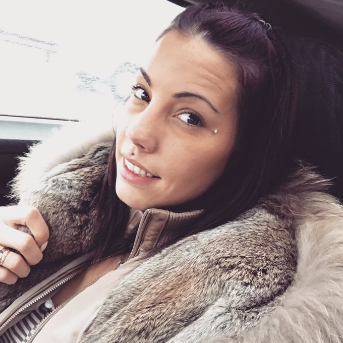 Morning world 🌎😻😘 don't forget to always move your ass if you want something 😬👌👆@lane_official https://t<a href="/tag/friskyfriday"class="tags"><span>#friskyfriday</span></a>