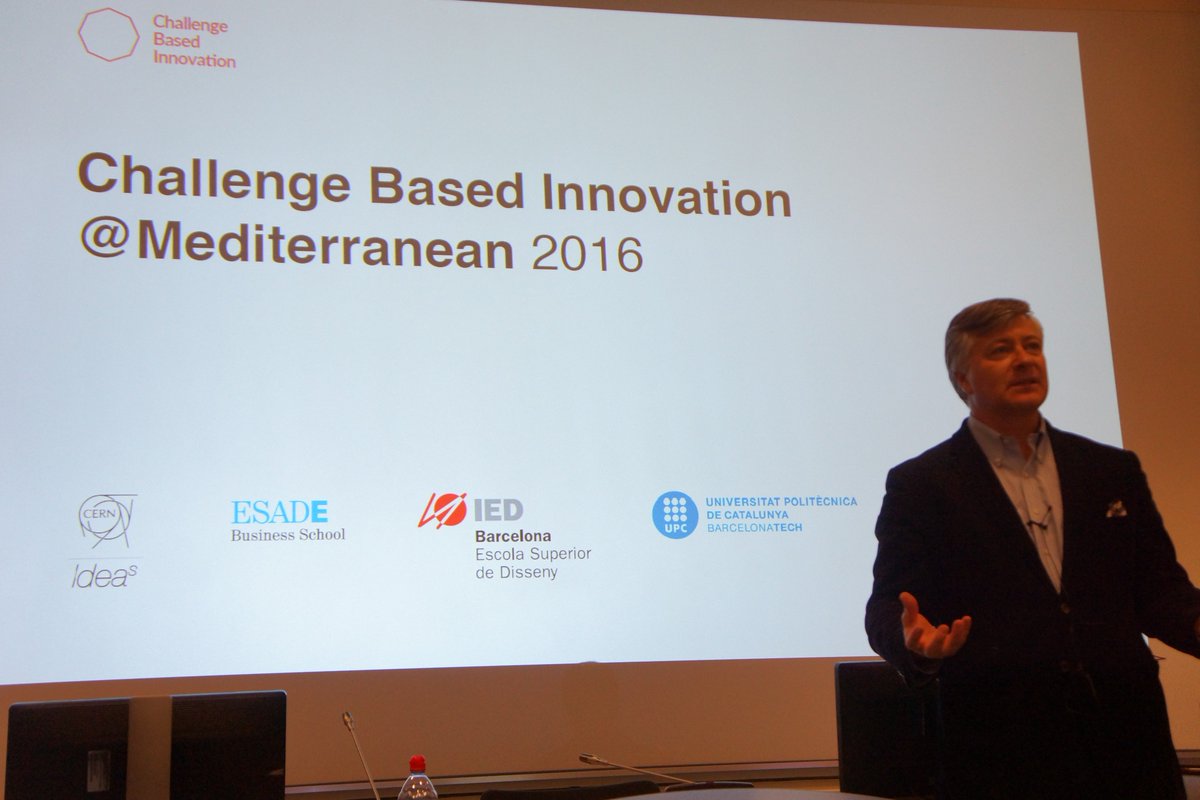 HScienceAdvisor's tweet photo. Oliver Delarue @opdelarue from @HumanitarianLab at @CERN @IdeasCERN #CBICERN on #humanitarian challenges 4 interdisciplinary student teams https://t.co/Y6B2z56VSi