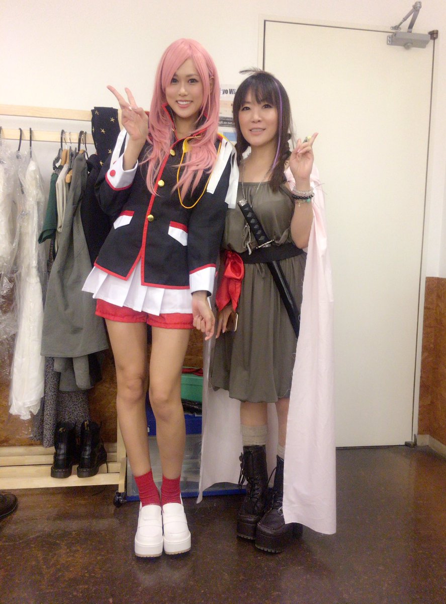 True 唐沢美帆 在 Twitter 上 ラストにもう一回 奥井雅美さんとのショットを ウテナは永遠だし 輪舞 Revolution は不朽の名曲です あの頃のアニメはすべて私達の中に息づいている そう改めて感じました 盛り上がってくれて ありがとうございました