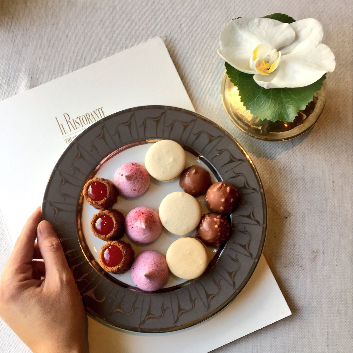 Piccole coccole per finire. Delizioso dessert #Trussardiallascala