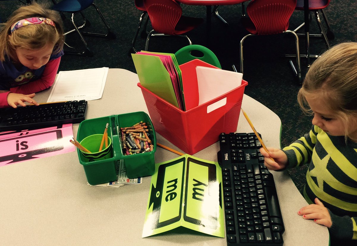 PrincipalWiley's tweet photo. Working on Daily 5 in Mrs. Bechstein's @OtsegoK class. #OtsegoKnights #Dailey5 #OES https://t.co/LK09jKxj19