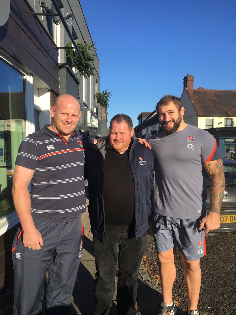 camberfordconst's tweet photo. Some front row! Dan Cole, @JoeMarler @BarryKav #frontrowunion https://t.co/NOYfEjDMwG
