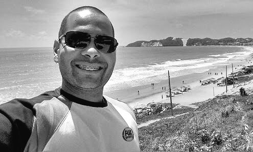 TributoChape's tweet photo. Descanse em paz, Rodrigo Santana 🙏🏻 https://t.co/GGEPByy3fI