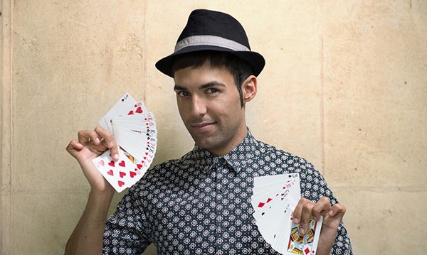 ¡Planazo de sábado! Disfruta tu plan Pangea The Travel Store con el Mago Pop y el Mercado de la Reina. ow.ly/jqDk306HFzq