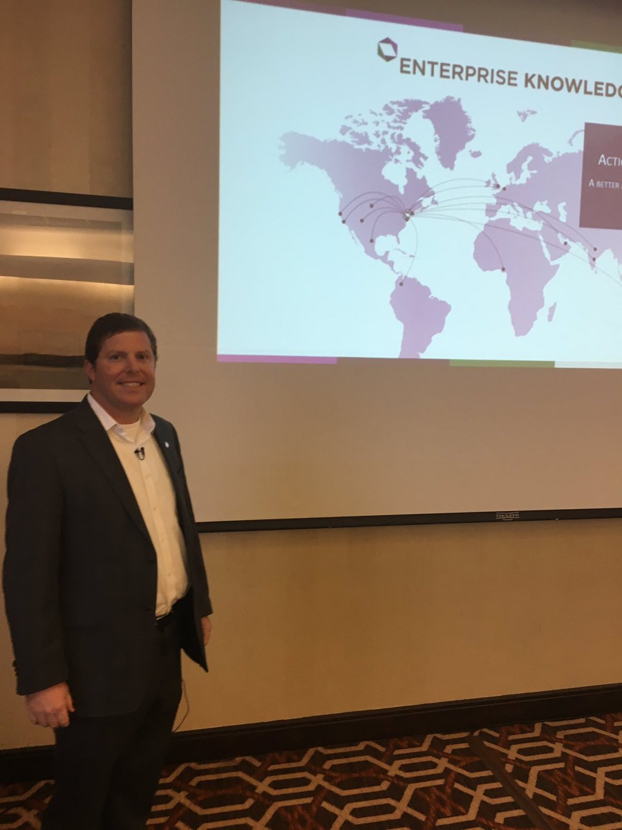 ZacharyWahl's tweet photo. #KMShow @jhilgerbc about to start his talk on action oriented #search.  @EKConsulting https://t.co/eebwx9Nmon