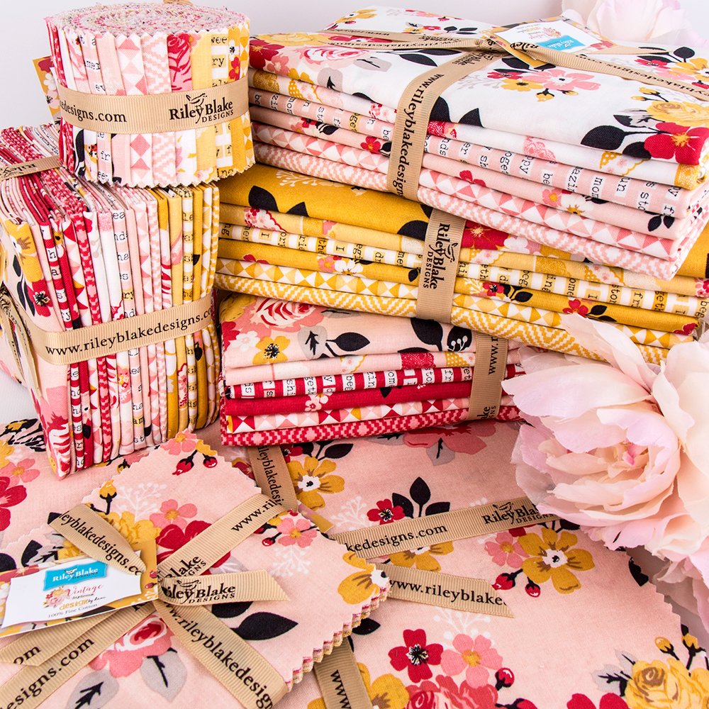 FatQuarterShop's tweet photo. Perfect pinks and glowing golds! Such a great color combination in the Vintage Daydream collection! #iloverileyblake https://t.co/xbx5gXg87k https://t.co/jyfJJICS7m
