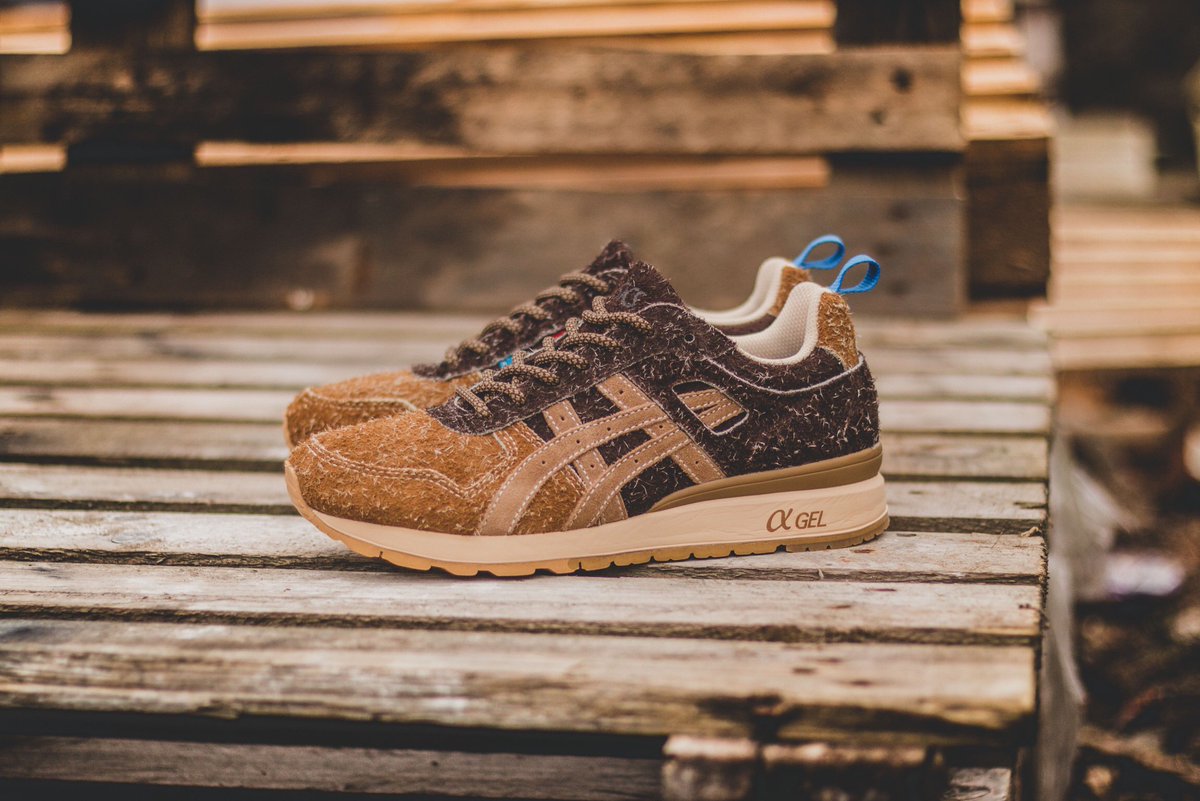 squirrel asics