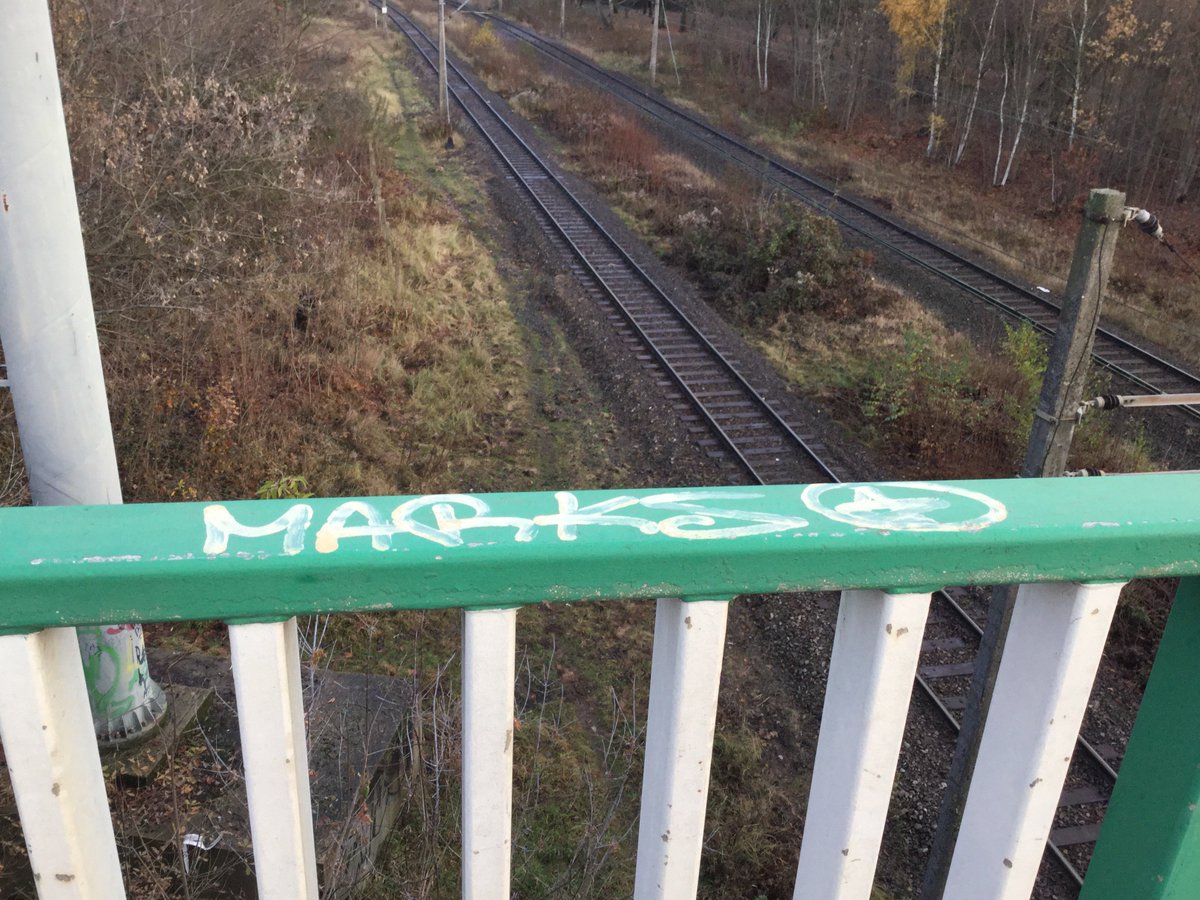GinAbul's tweet photo. ✪MRX♕CREW✪  #GRAFFITI #TAGS #THROWUP #MARX #MARKS #CREW #ACAB https://t.co/3Nsz0fpQwo