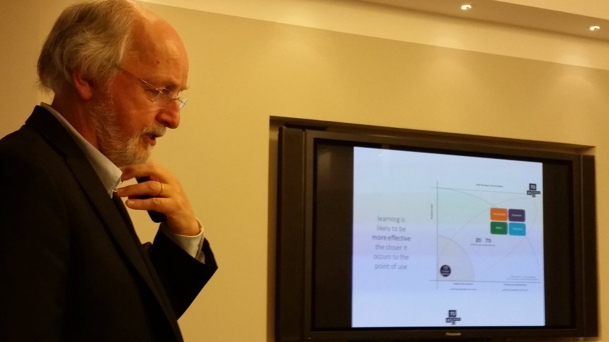TrainingJournal's tweet photo. Learning is more effective the closer it occurs to the point of use @charlesjennings #oeb16 https://t.co/3pWA5nlNli
