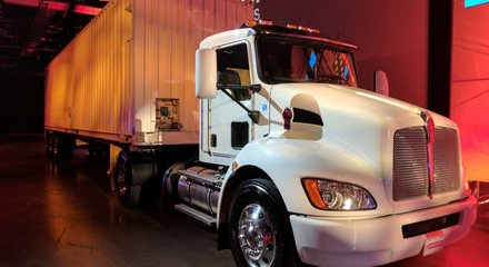 AWS Snowmobile by Amazon: Move exabytes of data to the cloud in weeks producthunt.com/posts/aws-snow… via <a href="/bentossell/">Ben Tossell</a>