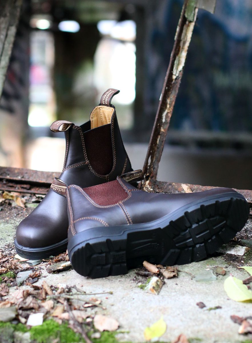 mythicbrands's tweet photo. Les 550 de #Blundstone sont fabriquées avec une technologie innovante qui permet d’amortir avec efficacité chacun de vos pas. https://t.co/PYZPo0sAqH