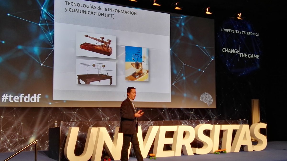 jjmuni's tweet photo. Vaya privilegio escuchar en directo a Ignacio Cirac hablar de Física Cuántica y su aplicación en nuestras vidas. #tefddf @UniversitasTef https://t.co/jqzicAtcIz