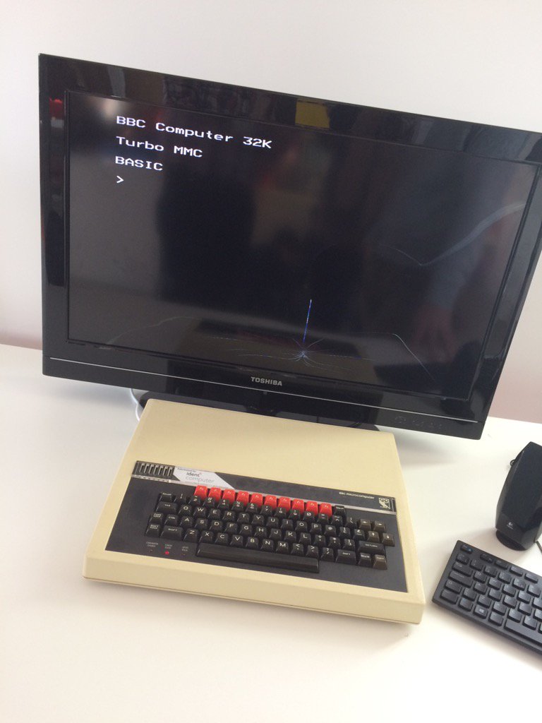JamesSEmery's tweet image. Amazing that my kids school is teaching them code on one of these. Takes me back about 35 years #BBCComputer