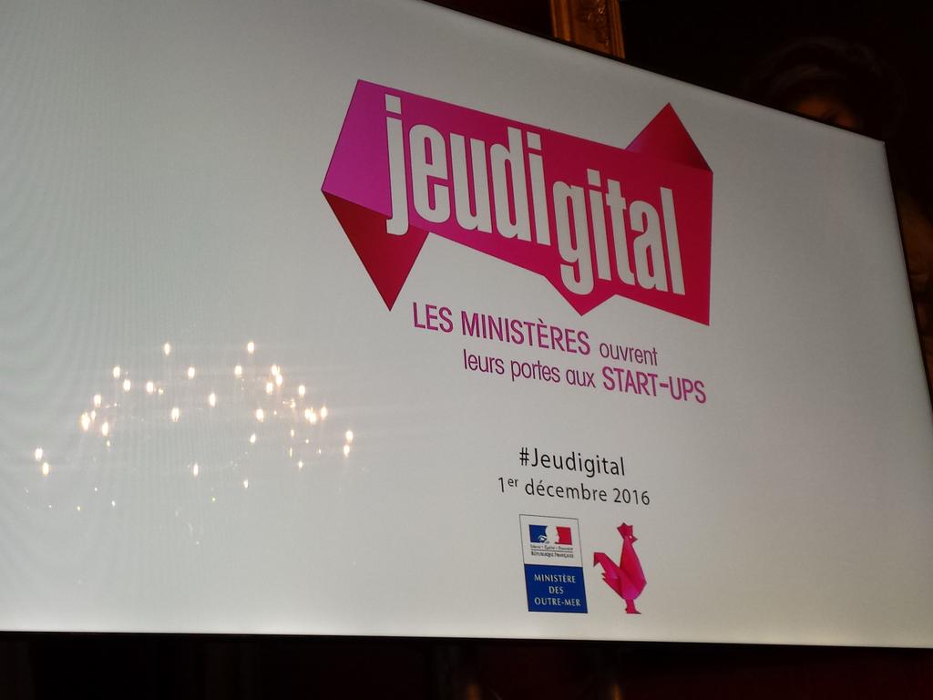 EstchouEEG's tweet photo. En place pour le #jeudigital ! #innovation #OutreMer https://t.co/Oo0LmnLYAg