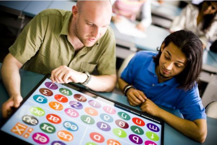 LearnEnglish_BC's tweet image. Practise and improve your pronunciation with these activities to help you with difficult sounds! ow.ly/MHAM305p6bY